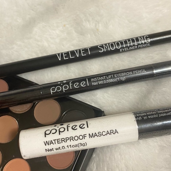 -Makeup Bundle- - Picture 9 of 10